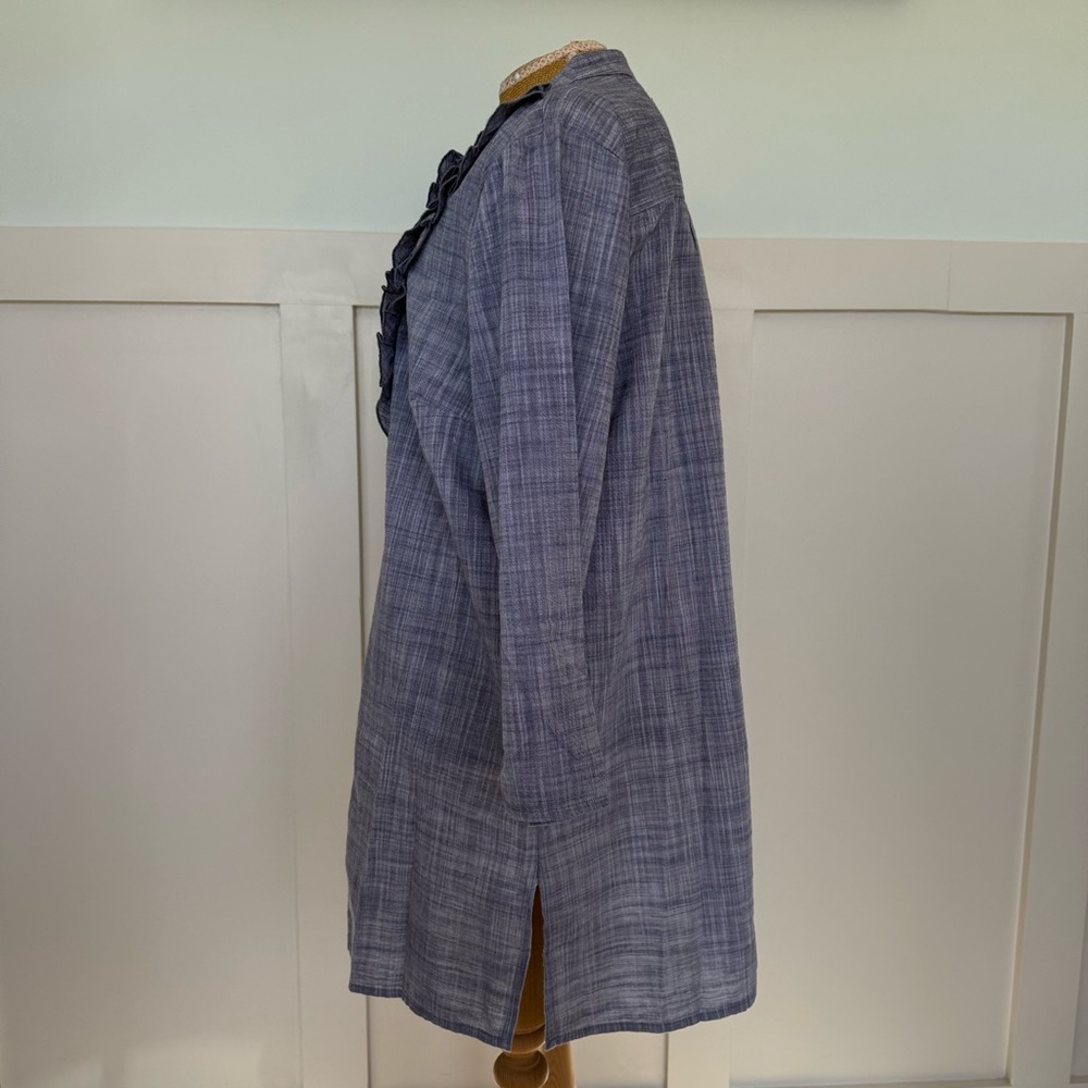 Sweet Magnolia Chambray Blouse LARGE Blue‎ Ruffle Front Button Down Cotton - Picture 4 of 9